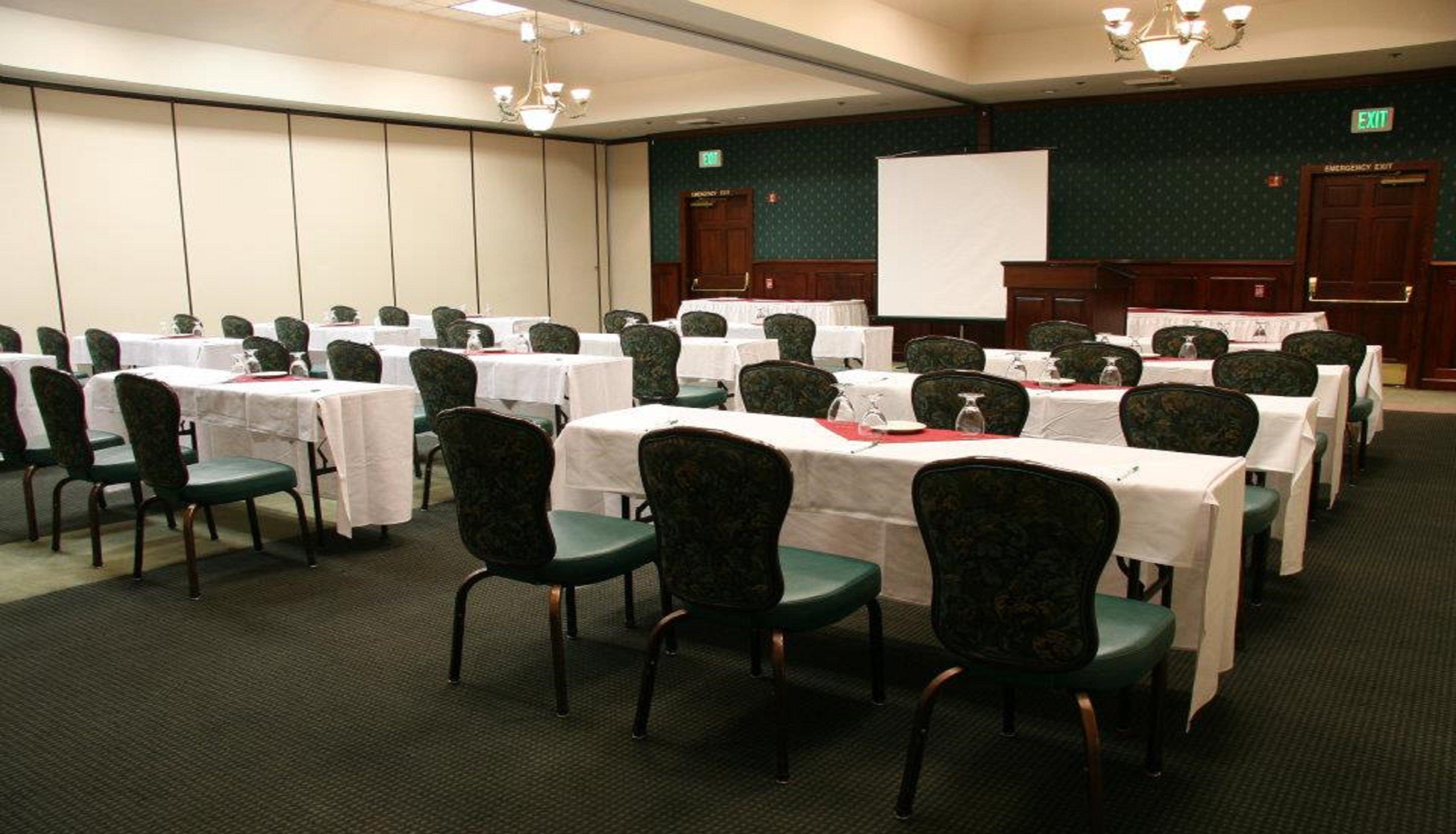 Holiday Inn Selma - Swancourt Екстериор снимка