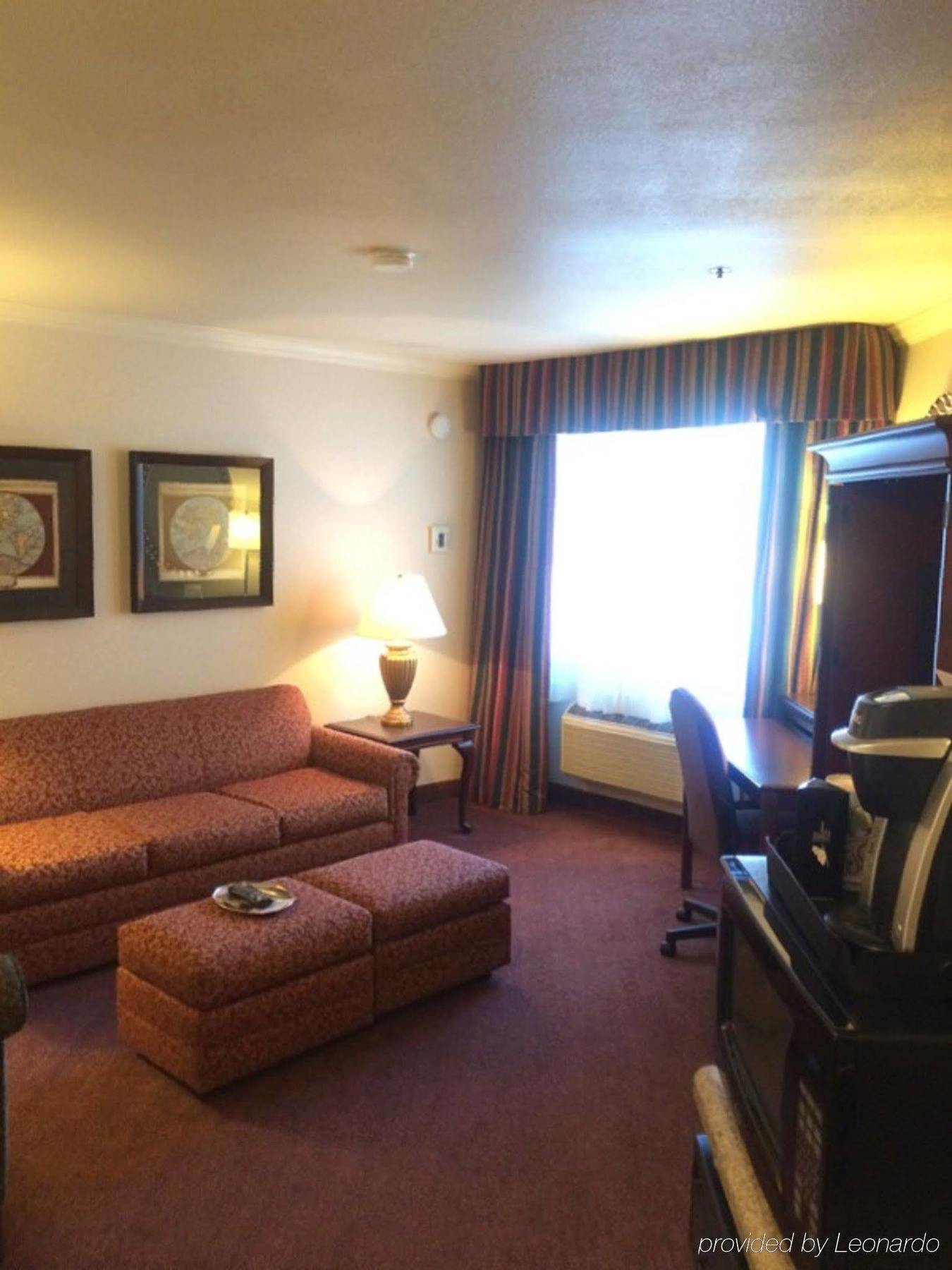 Holiday Inn Selma - Swancourt Екстериор снимка