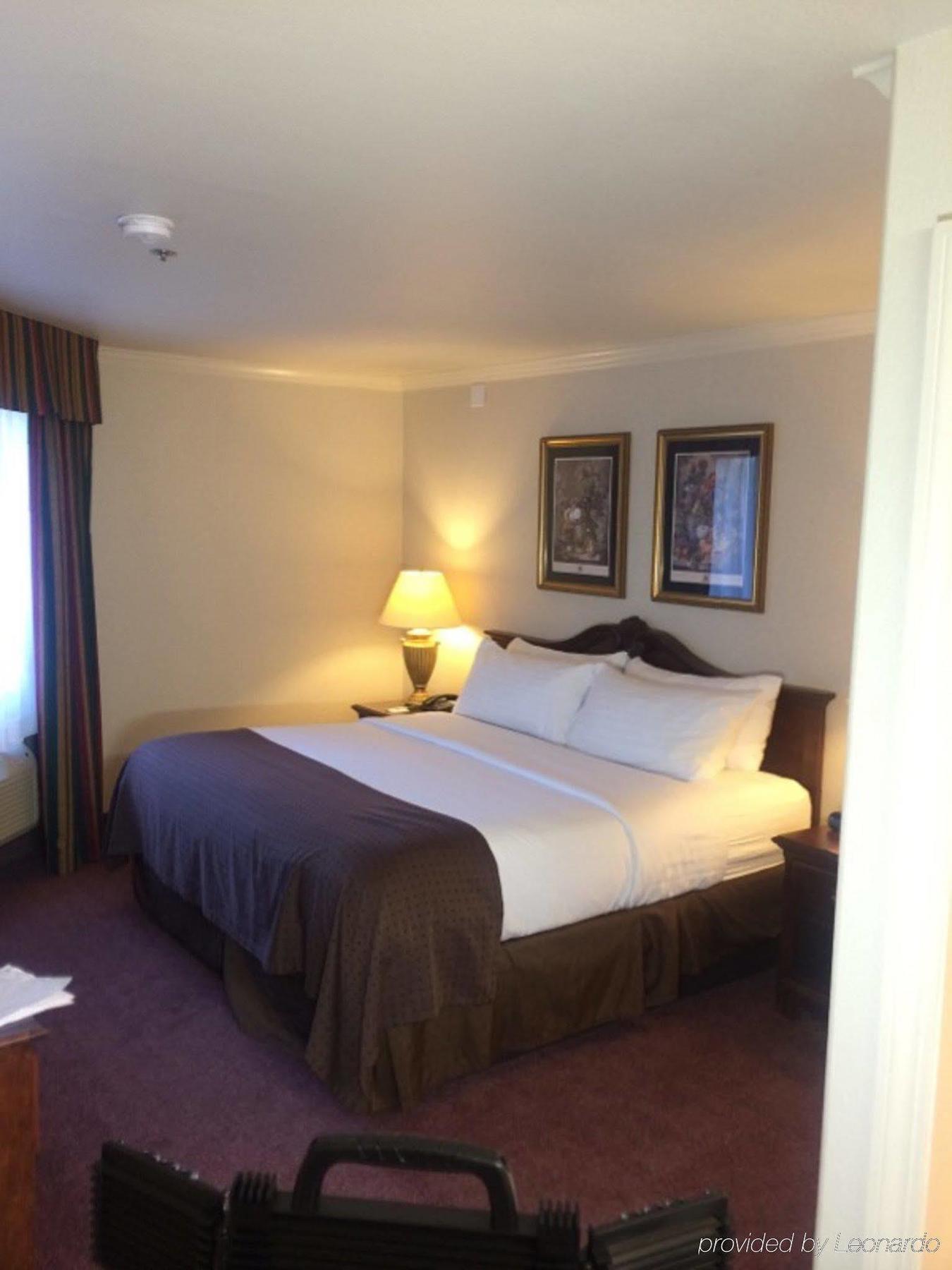 Holiday Inn Selma - Swancourt Екстериор снимка