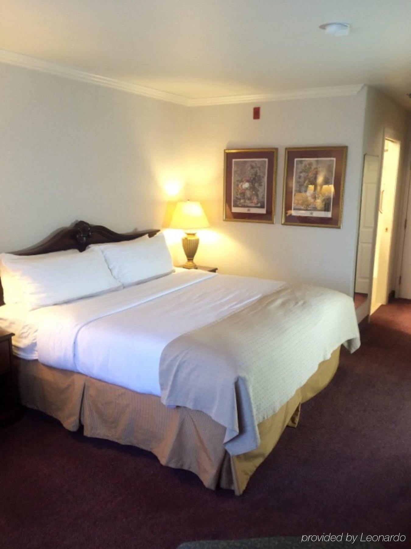 Holiday Inn Selma - Swancourt Екстериор снимка