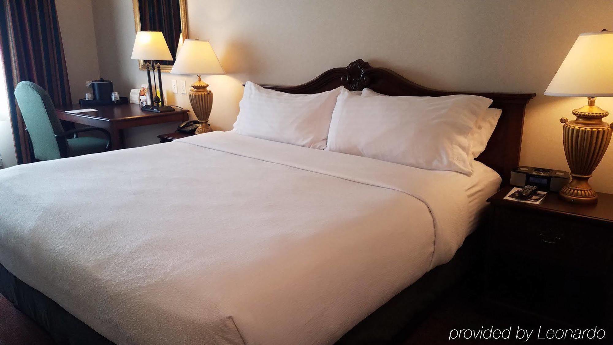 Holiday Inn Selma - Swancourt Екстериор снимка
