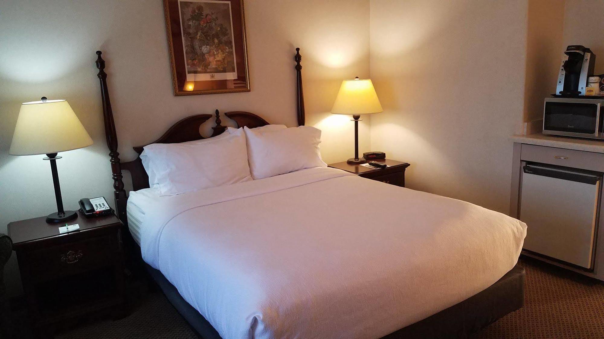 Holiday Inn Selma - Swancourt Екстериор снимка